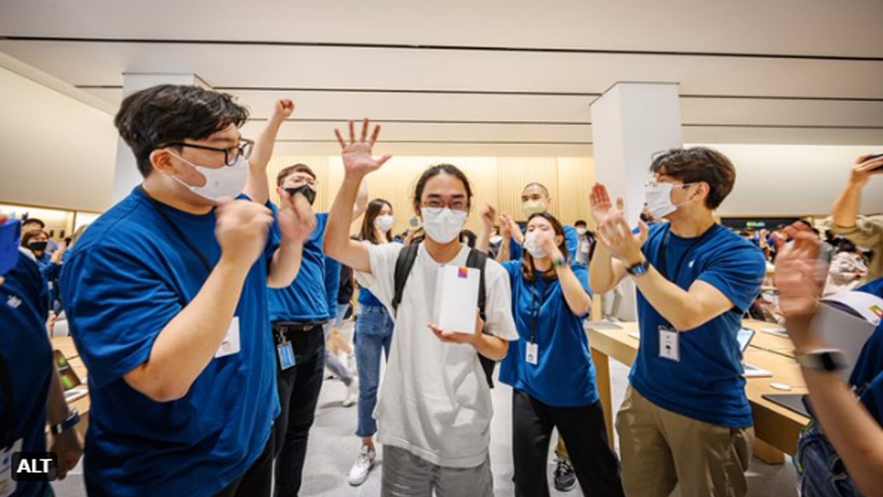 Apple fourth store Seoul